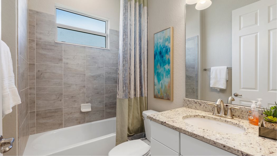 Oakmont_II_Bath2_F1